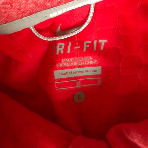 Nike DriFit half zip sweatshirt NWT - Picture 7 of 8